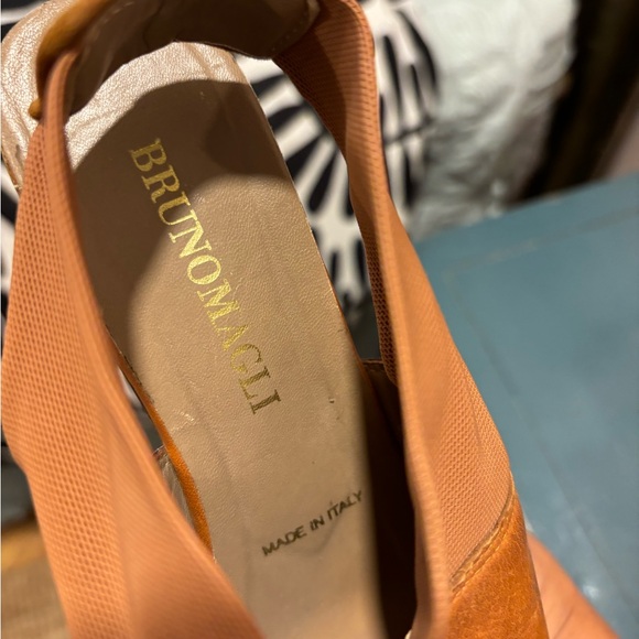 Bruno Magli leather wooden wedge sandals - Picture 6 of 7